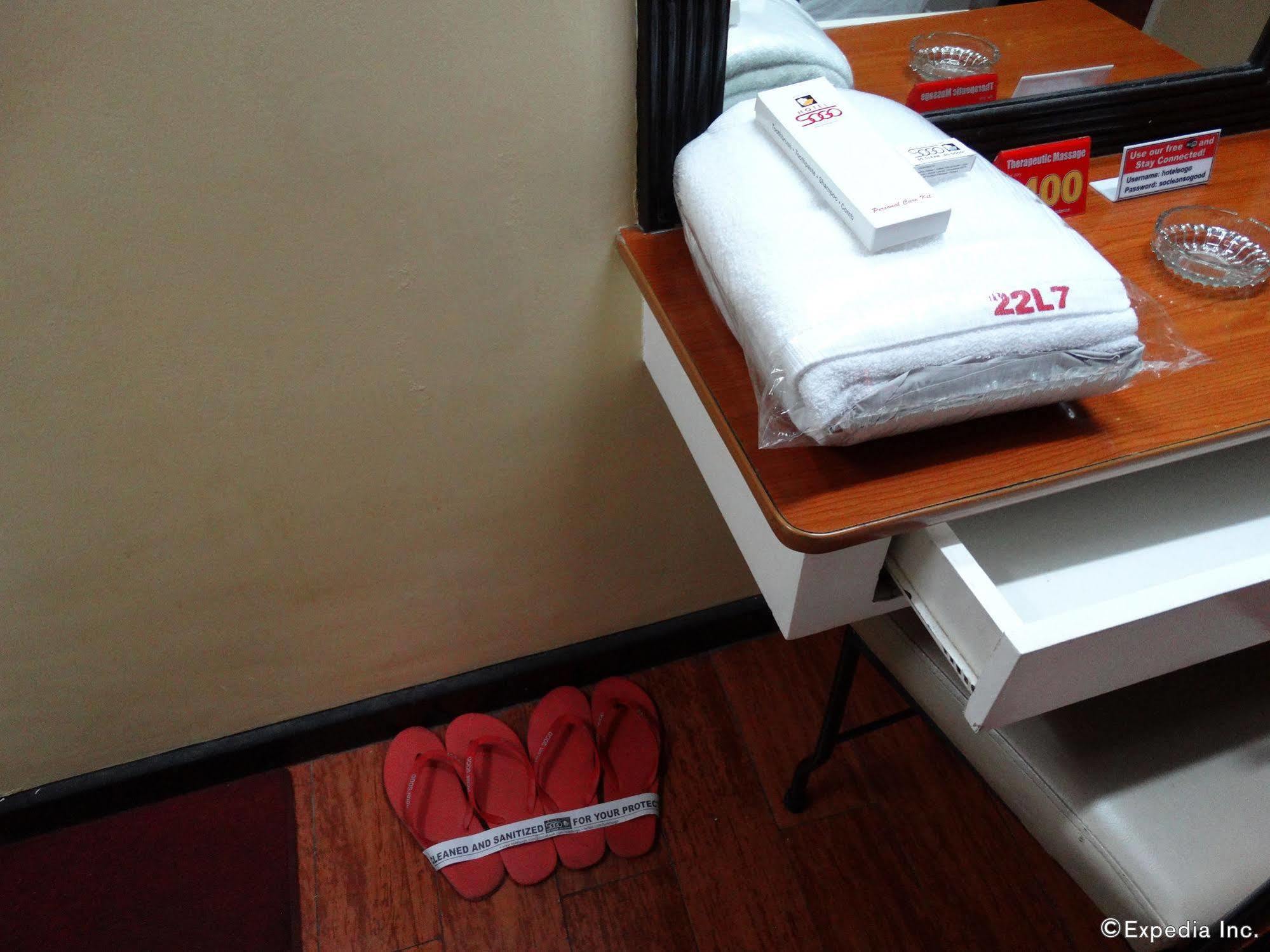 Hotel Sogo Quirino Manilla Buitenkant foto