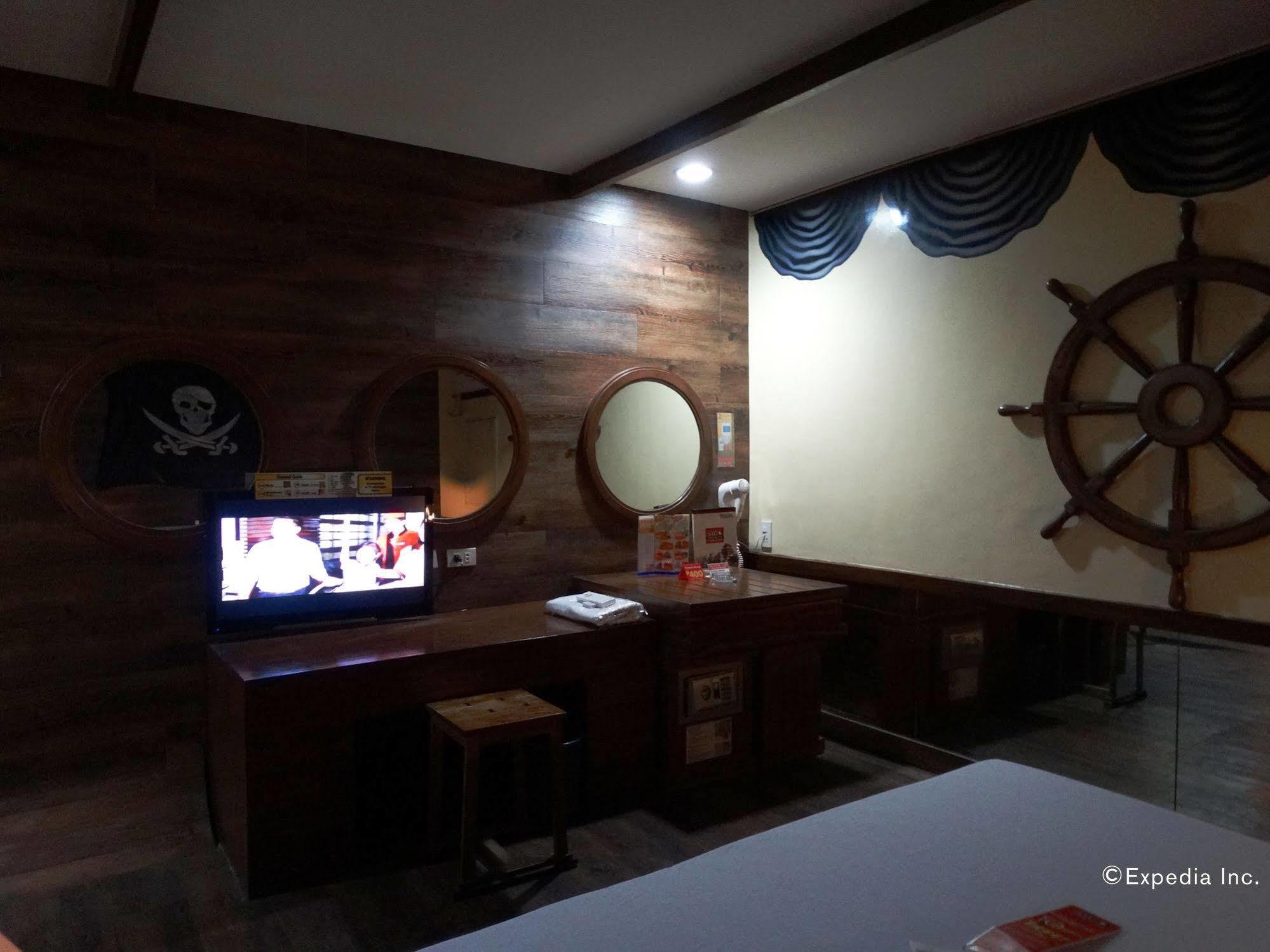 Hotel Sogo Quirino Manilla Buitenkant foto